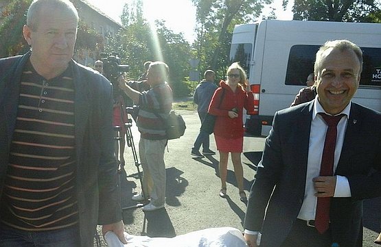 В Каховку на инвестфорум Воробьев из Геническа привез бричку с солью