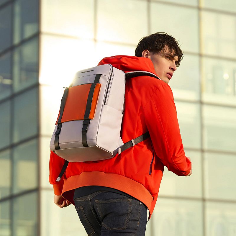 Универсальный рюкзак для ноутбука